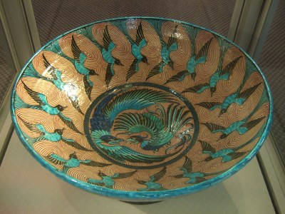 Bird dish by William de Morgan